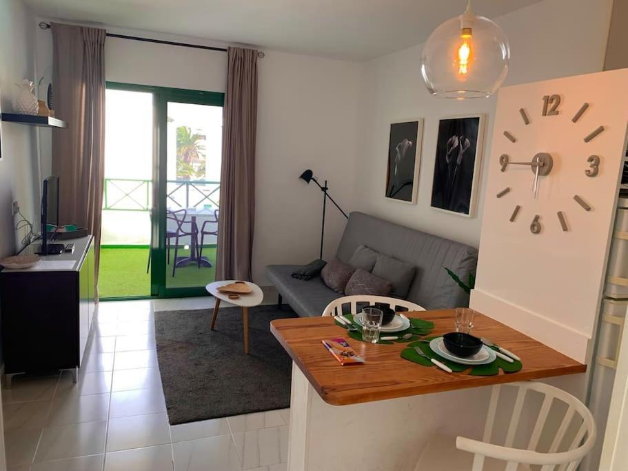 Coqueto Apartamento Zua Con Piscina Costa Teguise Exterior photo