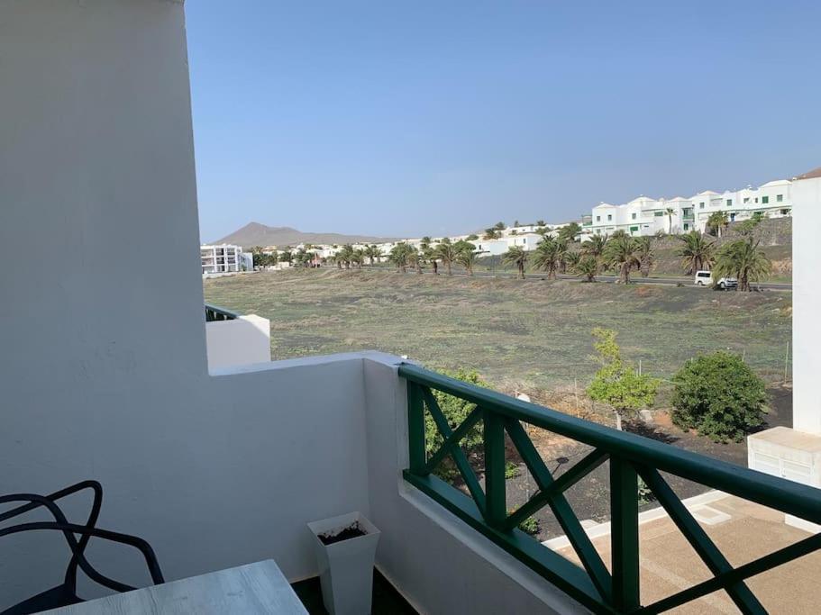 Coqueto Apartamento Zua Con Piscina Costa Teguise Exterior photo