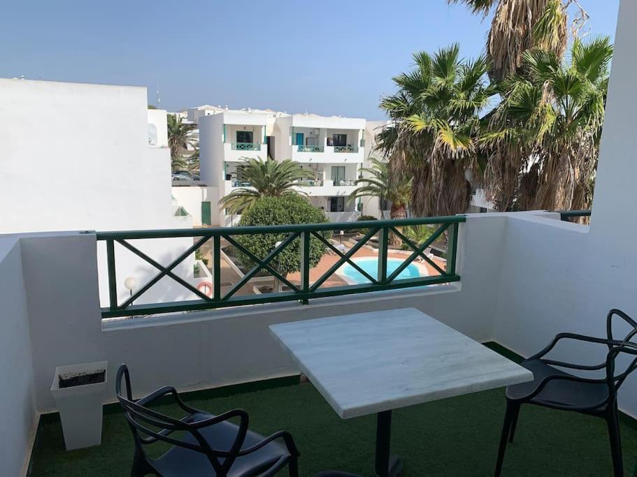 Coqueto Apartamento Zua Con Piscina Costa Teguise Exterior photo